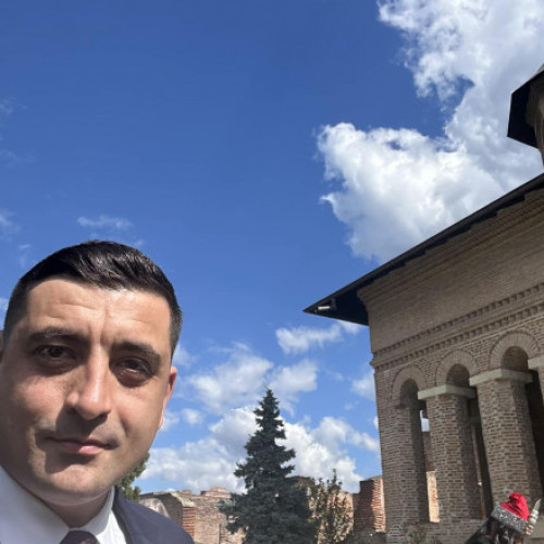 George Simion spune că a adunat 600.000 de semnături pentru listele AUR la europarlamentare. „Suntem mai mulţi decât speram chiar noi”