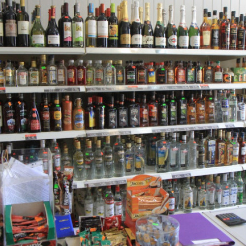 Noutăți despre sistemul de returnare-garantare în magazine. Probleme cu ambalajele SGR care pot induce în eroare cumpărătorii. Ministrul Mediului explică situația și speră să nu mai fie cazuri izolate.