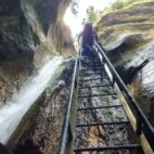 Canionul 7 Scări rămâne închis până la sfârșitul lunii aprilie. Acțiuni de întreținere și curățenie în zonă. Expectăm deschiderea oficială pe 1 mai.