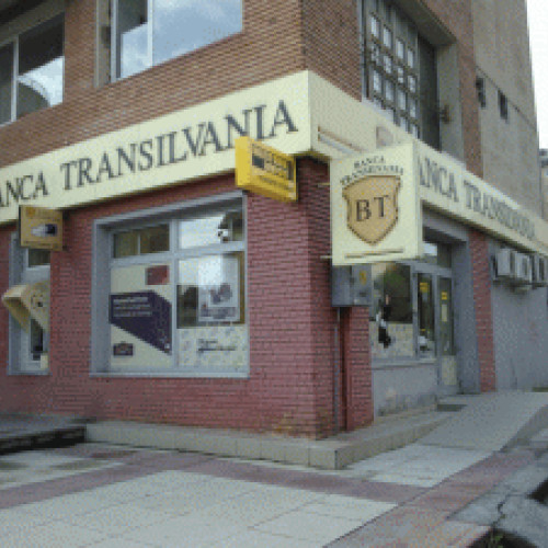 Plățile instant, limitate temporar de către Banca Transilvania din cauza atacurilor de phishing