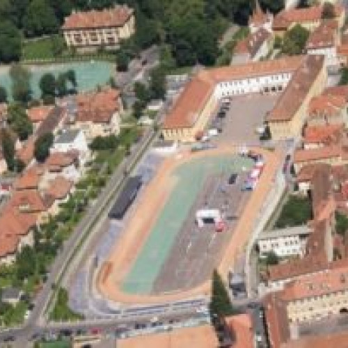 Profesoară șantajată de elev, dosar penal deschis de polițiști la Liceul cu Program Sportiv