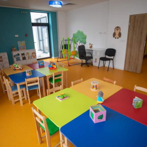 Construcția de noi creșe, minunea care se întâmplă (aproape nebăgată în seamă)