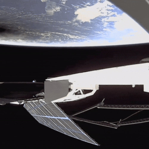 Eclipsa de Soare, înregistrată de sateliți în spațiu, surprinsă de compania Starlink fondată de Elon Musk