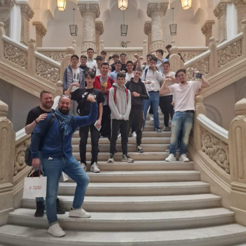 Juniori CSM București, în vizită la PMB pentru a descoperi istoria sediului