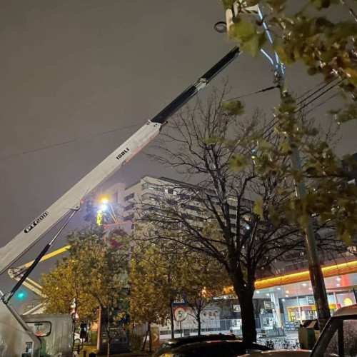 Primarul Capitalei anunţă modernizarea iluminatului public cu fonduri naţionale: peste 4.800 de aparate de iluminat LED vor fi achiziţionate cu telegestiune
