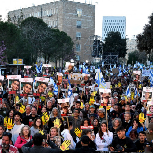 Zeci de mii de israelieni au protestat la Ierusalim și au cerut încă o dată ca ostaticii Hamas să fie aduși acasă