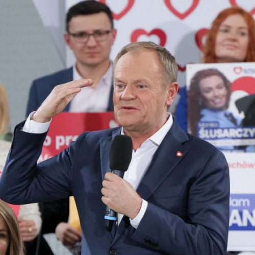 Primul test de popularitate pentru guvernul lui Tusk. Polonezii votează astăzi la alegerile locale