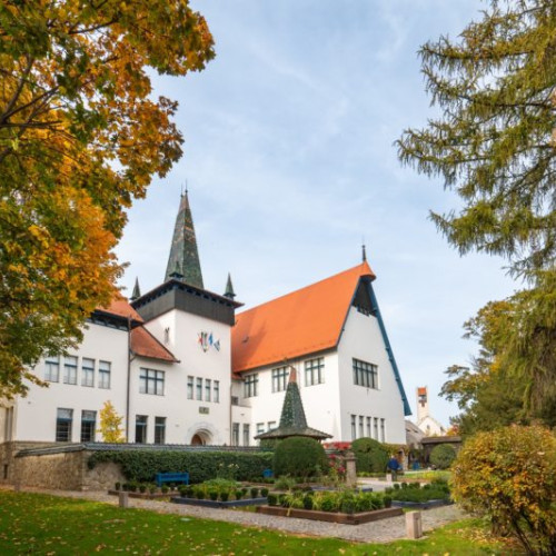 Grevă japoneză la Muzeul Secuiesc al Ciucului, salariile insuficiente reclamate