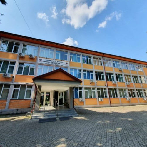 Profesorul instigă la politică în universitate - Liga Studenților cere intervenția autorităților