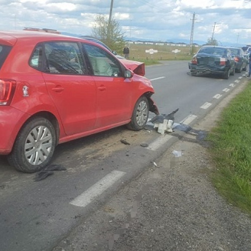 Accident rutier în lanț, 3 mașini implicate pe Drumul Odoreului în aceeași zi