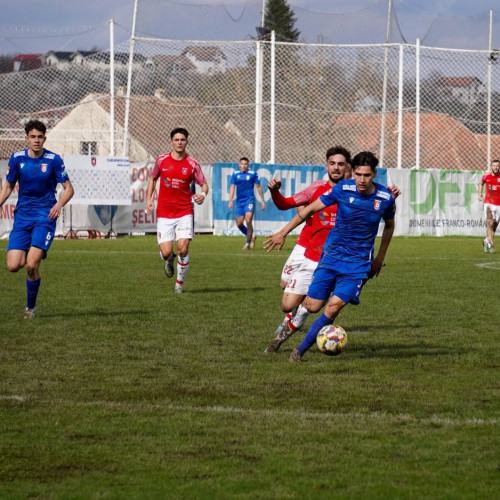 Chindia Târgoviște, în căutarea unei noi victorii în play-out-ul Ligii a 2-a. Meci decisiv cu Concordia Chiajna în apropierea Turnului Chindiei.