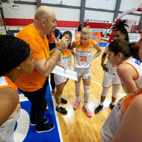 CSM Târgoviște se bate pentru locul în finala Ligii Naționale de baschet feminin împotriva CSM CSU Constanța în meci decisiv