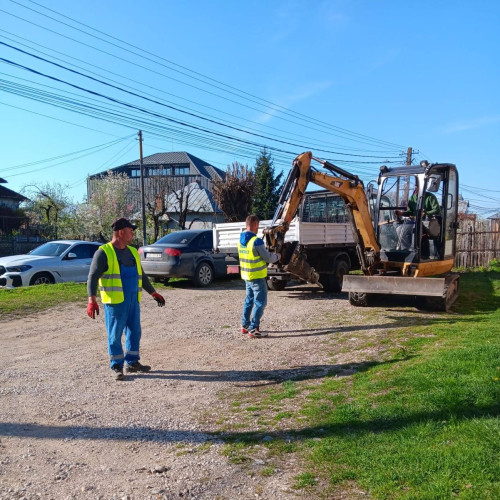 Lucrări în desfășurare pentru trebuie accesarea bazei sportive din Brănești, bucurie pentru comunitate!
