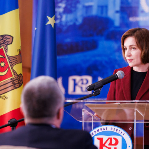 Maia Sandu a făcut o vizită-surpriză la Comrat, după ce bașcana Găgăuziei a ameninţat cu separarea de Republica Moldova