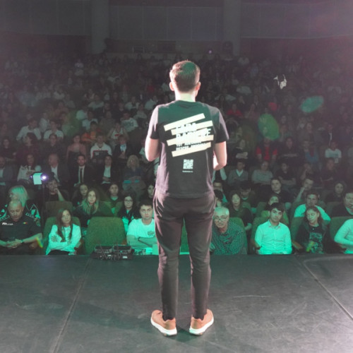 Dezbatere despre prevenirea consumului de droguri, organizată de Ministerul Familiei, în Galați