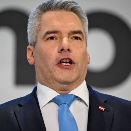 Cancelarul Austriei Karl Nehammer își întinde mâna către Putin: Ucrainenii trebuie să susțină pacea pentru a încheia războiul