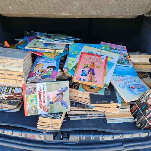Cărți donate de Direcția de Comunicare pentru copiii și părinții în Pantelimon