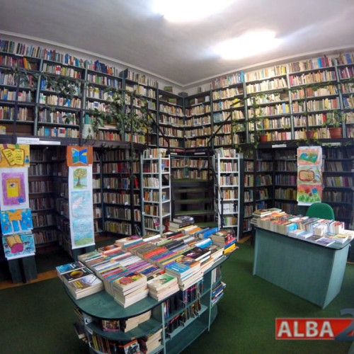 Universitatea Lucian Blaga Alba a achiziționat cu succes 700 de cărți noi în primele 3 luni ale anului