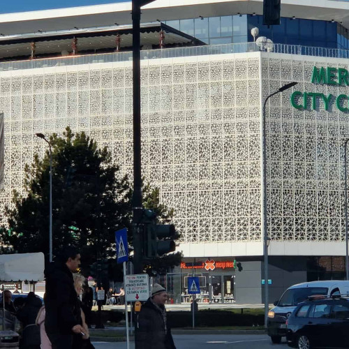 Mercur City SRL a obținut autorizația de construire pentru ecranul publicitar de pe Tudor Vladimirescu nr.1, Alba Iulia