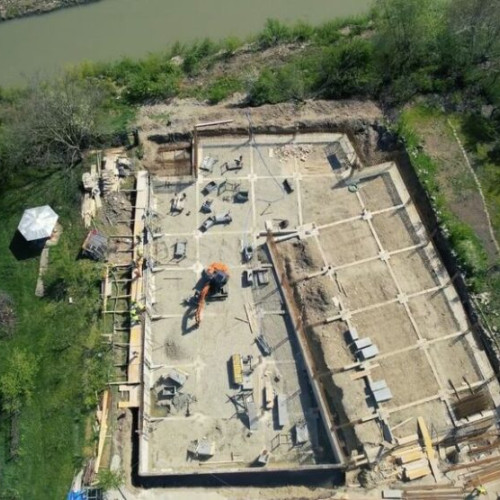 Lucrările la parcare etajată din strada Ion Minulescu sunt în plină desfășurare