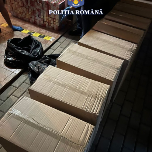 Descinderi ale poliţiștilor în Baia Mare, Seini și Groși pentru capturarea contrabandiștilor de ţigări. Două persoane au fost reținute.