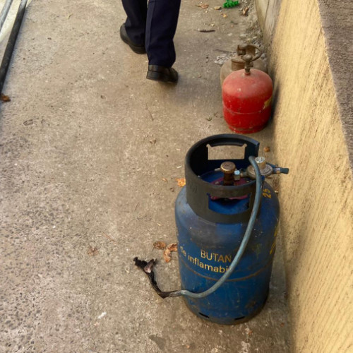 Un gălățean a încercat să-și arunce vecinii în aer: Poliția intervine pentru a opri incendiul provocat de un conflict în satul Chiraftei