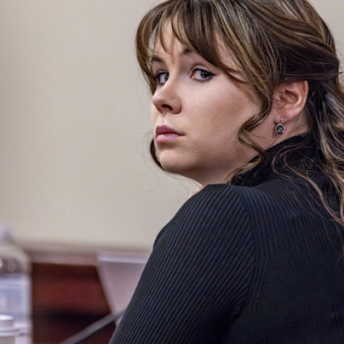 Armurierul filmului „Rust”, condamnat pentru moartea Halynei Hutchins la închisoare