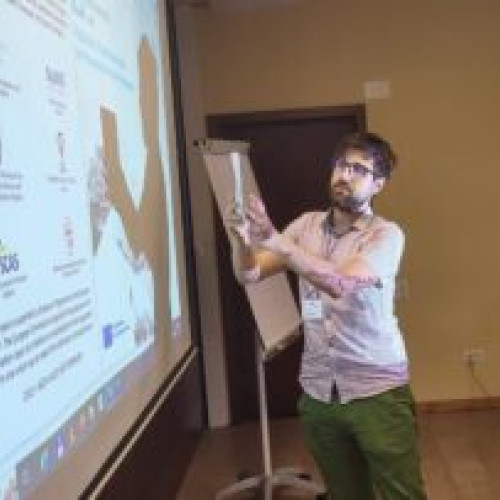 Un proiect ERASMUS+ de digitalizare și restaurare a fotografiilor vechi, la Biblioteca Județeană Brașov