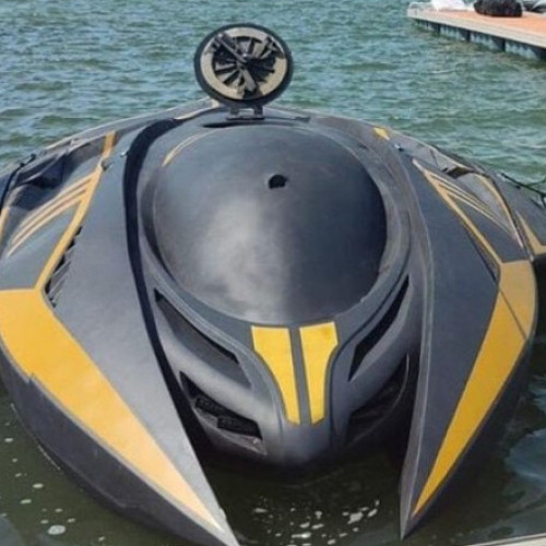 Ucraina se pregătește să utilizeze o nouă armă în conflictul cu Rusia: submarinul Kronos și drona de atac Lancet