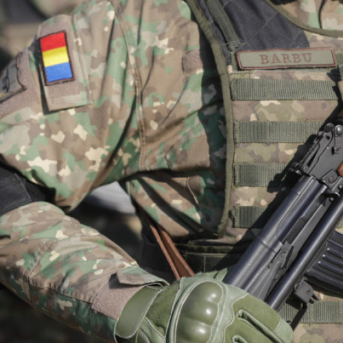 Președintele PNL explică de ce România nu va avea armata obligatorie în următorii doi ani