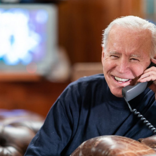 Joe Biden dezvăluie povestea unchiului său devorat de canibali în timpul celui de-al Doilea Război Mondial, creând șoc și discutând probleme cognitive