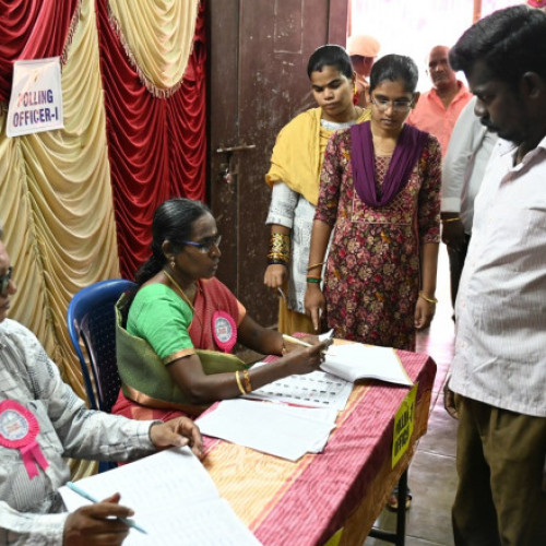 S-au deschis secțiile de votare în India. Aproape 1 miliard de oameni sunt așteptați la urne în cele 6 săptămâni de alegeri generale