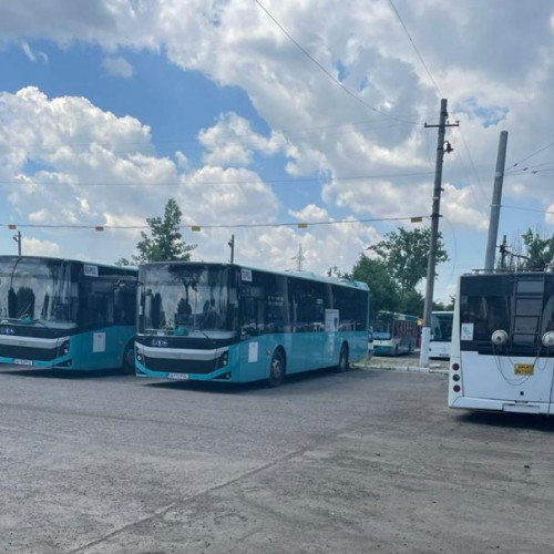 Primăria Galaţi a atribuit un contract pentru o bază de atletism către firma Submit, în valoare de 517.000 de lei, pentru reorganizarea spaţiului urban al autobazei Transurb.