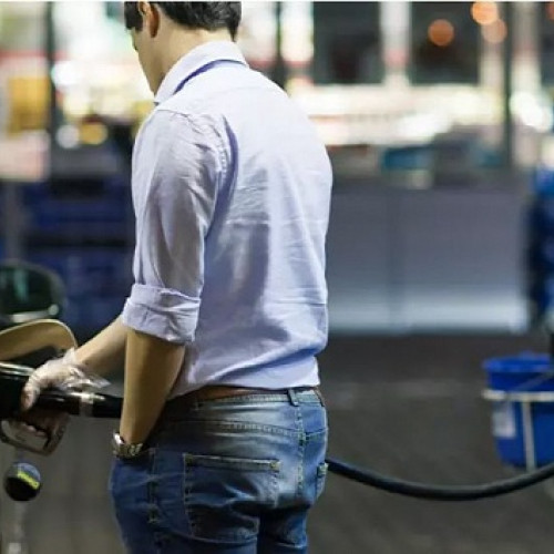 Bărbatul care a făcut plinul la mașina de la benzinărie și a plecat fără să plătească a fost identificat de poliție în Satu Mare - Prejudiciul de 430 de lei a fost recuperat.