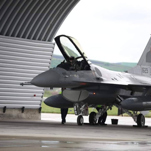 Escadrilele F-16 Fighting Falcon s-au intors in Romania