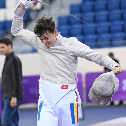 Medalie de aur mondială în sabie pentru sportivul român Vlad Covaliu la Campionatul Mondial de la Riad