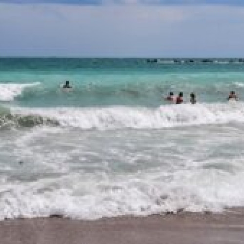 Minivacanța de Paște și 1 Mai: Prețul mediu la cazare, majorat cu 16%. Mamaia conduce în topul vânzărilor: Val de festivaluri de muzică și concerte în aer liber așteptate de turiști