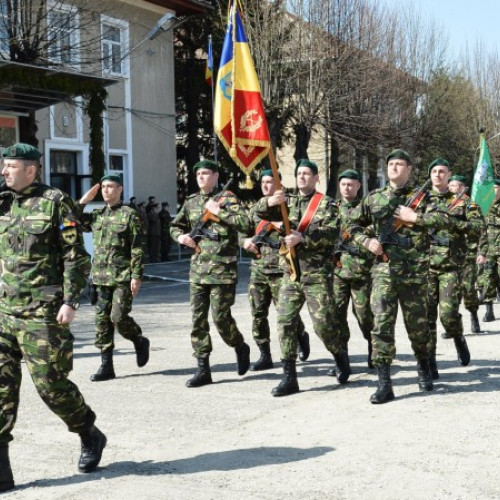 Prezentarea armamentului și echipamentelor militare la Brașov cu ocazia Zilei Forțelor Terestre Române