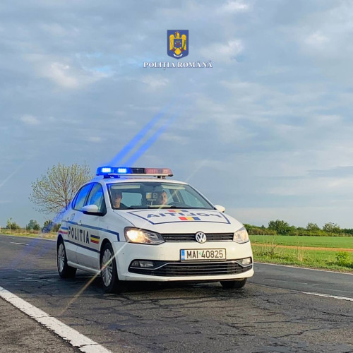 Sute de șoferi amendați și permise suspendate în urma acțiunii polițiștilor din Dâmbovița pentru prevenirea accidentelor rutiere cauzate de viteză excesivă!