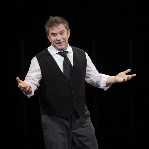 Spectacolul lui Pavel Bartoș se întoarce în Satu Mare cu ONE MAN APROAPE SHOW