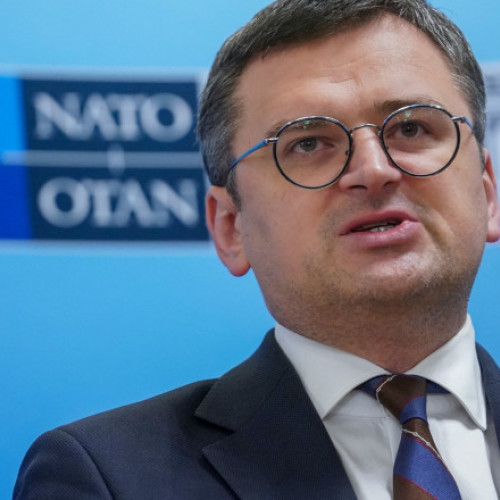 Kuleba solicită ajutorul UE după aprobarea sprijinului american pentru Ucraina
