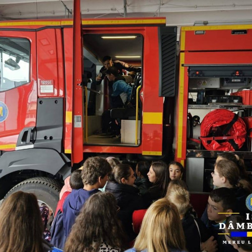 Săptămână verde" la ISU "BASARAB I" DÂMBOVIŢA: 40 de copii au trecut prin "Școala Verde" în prima zi, însoțiți de dascălii lor