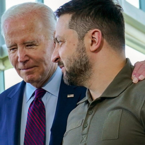 UPDATE: Title is: "Președintele SUA Joe Biden l-a asigurat pe omologul său ucrainean Volodomir Zelenski că va trimite noi ajutoare militare importante Ucrainei