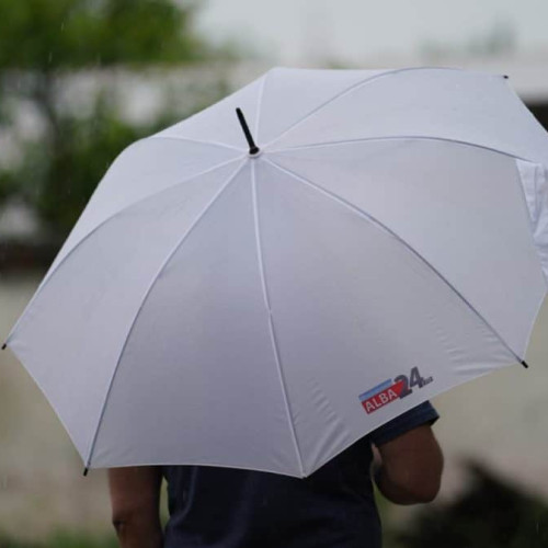 Vremea în România până la jumătatea lunii mai: Variații de temperatură și multe ploi în următoarele săptămâni