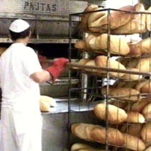 Trei Brutari, producătorul celei mai populare pâini din România, cumpărat de gigantul Bimbo