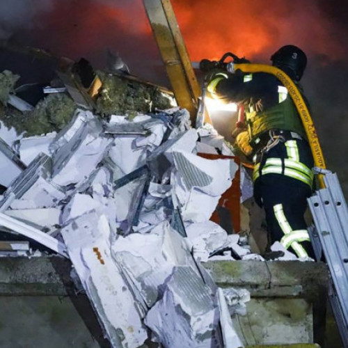 Atac al rușilor cu drone și rachete balistice în Ucraina: Nouă răniți și clădiri afectate la Odesa și Kiev