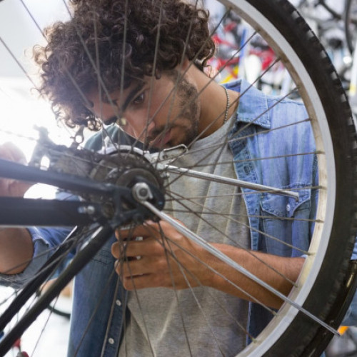 Consumatorii din UE vor avea „dreptul la reparare”. Parlamentul European a votat directiva care clarifică obligațiile producătorilor