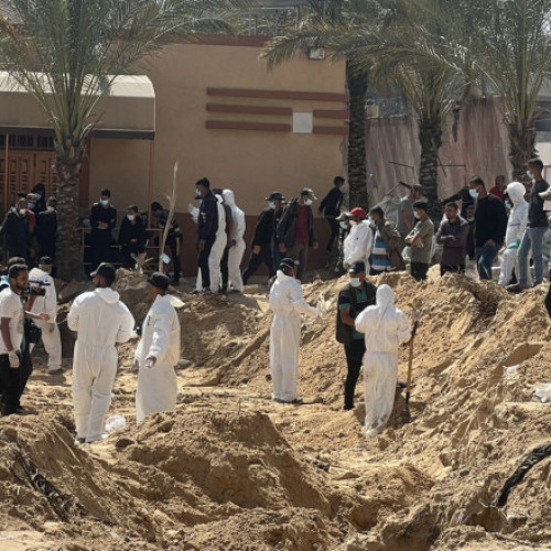 Armata israeliană neagă acuzațiile despre gropi comune în Gaza: descoperire șocantă în zona spitalului Nasser