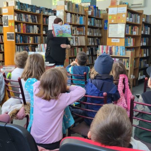 Preşcolarii de la Grădiniţa "Rază de Soare", specialişti în fericirea Planetei