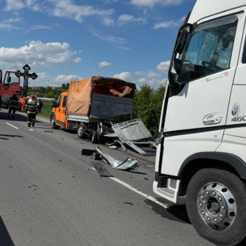 Femeie ucisă și muncitor grav rănit în accident de circulație produs de un șofer bulgar în Dolj